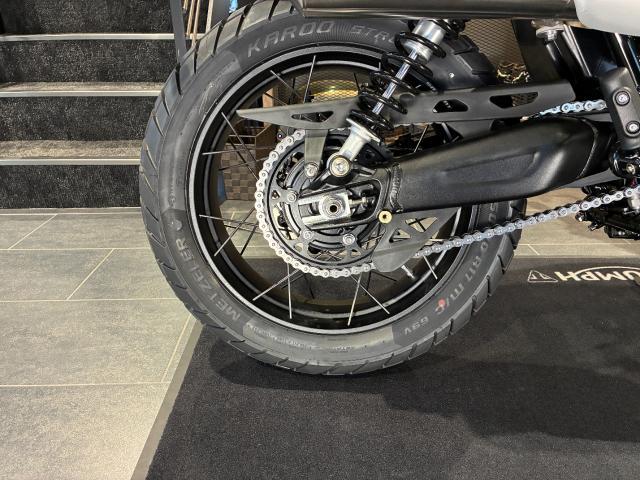 スクランブラー1200X ICON EDITION 2025年限定モデル  LEDヘッドライト スポークホイール