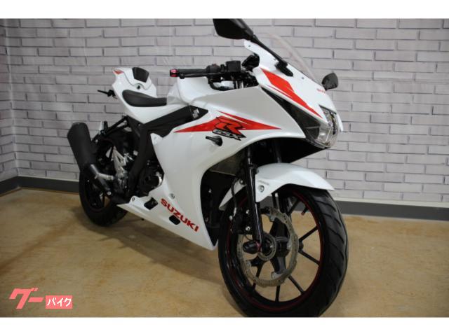 ＧＳＸ−Ｒ１２５　エンジンスライダー　フェンダーレス　ＬＥＤウインカー　シングルシートカウル