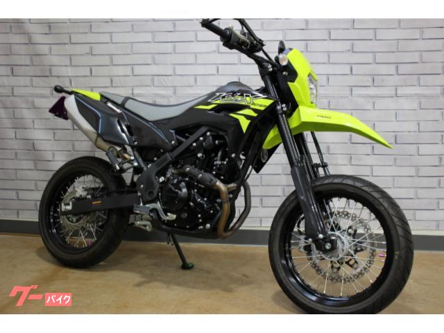 KLX230SM 2026年モデル ETC2.0 ハンドガード フェンダーレスキット装備
