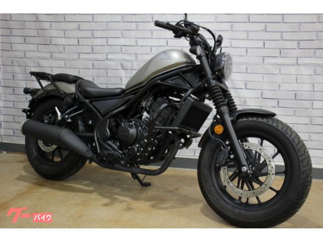 レブル２５０　２０２０年モデル　前後２カメラドライブレコーダー　エンジンガード　リアキャリア　ＵＳＢ電源装備