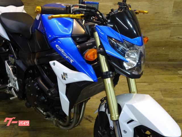 スズキ GSR750 ABS ETC フェンダーレス エンジンガード スズキ GSR750 ABS ETC フェンダーレス エンジンガード