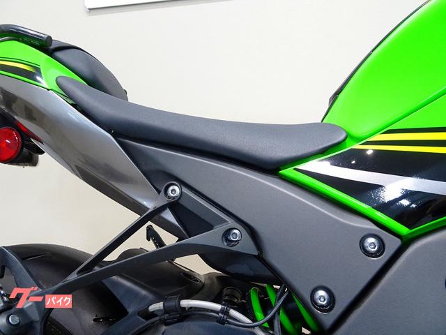 カワサキ Ninja ZX－10RヨシムラR－11Sq