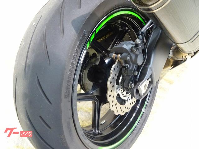 さくらんぼかぐれ　スモークカーキ カワサキ Ninja ZX－6R 2019年モデル
