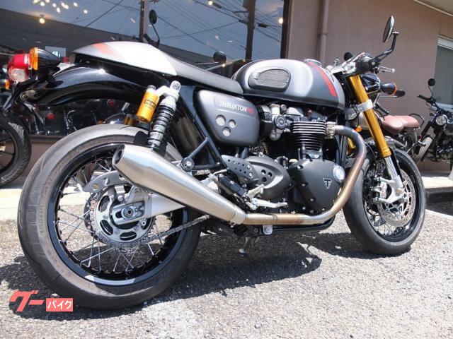 ＴＲＩＵＭＰＨ スラクストン１２００ＲＳ オーリンズリアショック・ブレンボキャリパー標準装備 純正ＯＰバーエンドミラー  カーボンフェンダー｜バイクショップＢＥＡＴ！（ＭＵＴＴ Ｍｏｔｏｒｃｙｃｌｅｓ千葉・ＲＯＹＡＬ ＥＮＦＩＥＬＤ千葉）｜新車・中古バイクなら ...