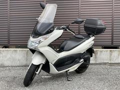 ホンダ　ＰＣＸ１５０　ロングスクリーン／グリップヒーター／リアボックス付き