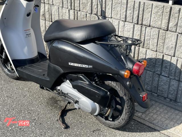 ホンダ　　トゥデイ　４サイクル　リアタイヤ新品　整備品 ホンダ（HONDA） トゥデイ 10インチ ドラムブレーキ用ホイール リア