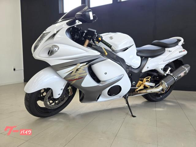 ハヤブサ（ＧＳＸ１３００Ｒ　Ｈａｙａｂｕｓａ）　ヨシムラマフラー　マーベリックバックステップ装備　ＥＵ仕様