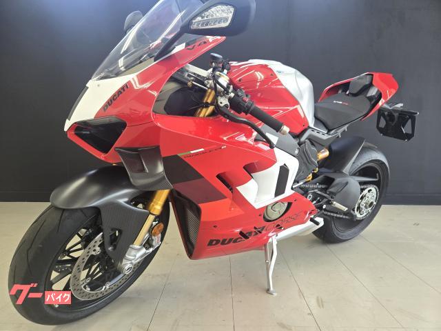 パニガーレＶ４　Ｒ　ＡＢＳ　トラコン　スリッパークラッチ　クイックシフター装備