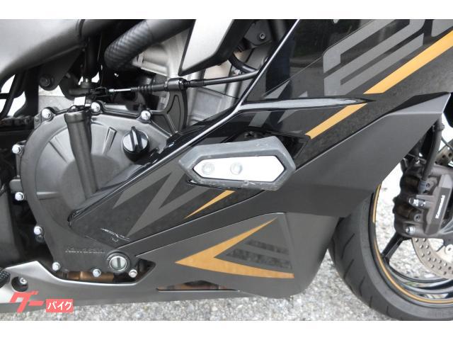 カワサキ Ninja ZX－25R 純正ETC・クイックシフター