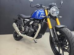 ＴＲＩＵＭＰＨ　スピード４００　トラコン　トルクアシスト　スリッパークラッチ搭載