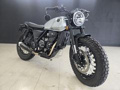ＭＵＴＴ　ＤＲＫ−０１　２５０　ＥＴＣ　バーエンドミラー　水冷エンジン　別体リザーバータンク付きリアサスペンション