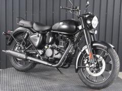 ＲＯＹＡＬ　ＥＮＦＩＥＬＤ　クラシック３５０　ダーク　ステルスブラック　正規取扱新車　Ｔｒｉｐｐｅｒナビゲーション標準装備　ＬＥＤウィンカー　調整式レバー