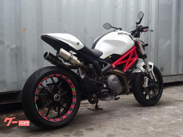 えぬ DUCATI モンスター796 新規車検2年付 社外マフラー2本出し