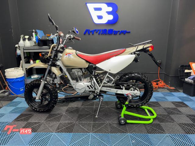 ＸＲ１００　モタード　ハンドル　ヘッドライト　パワーフィルター　デイトナマフラー　　ＩＲＣＧＰ２２ブロックタイヤ