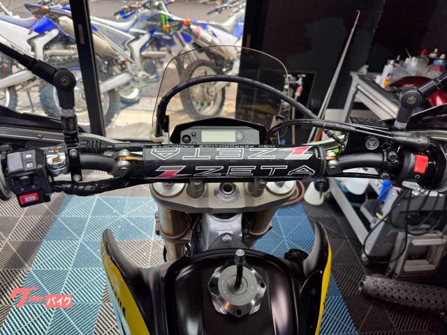 ヤマハ WR250R リアキャリア ZETA製パーツ多数
