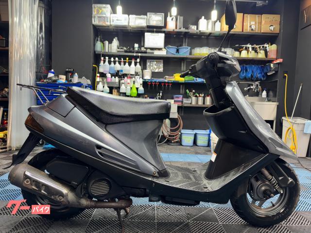 アドレスＶ１００　バッテリー新品　プラグ、ベルト新品
