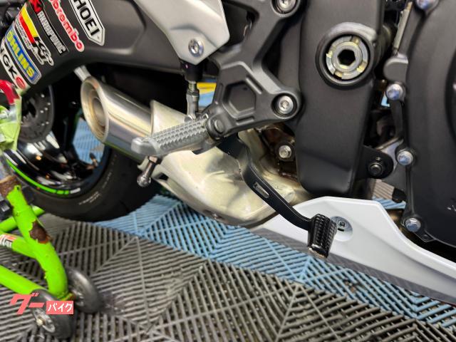 人外ページ(２回目分解購入)価格:25000円 カワサキ Ninja ZX－25R SE バーエンド 社外