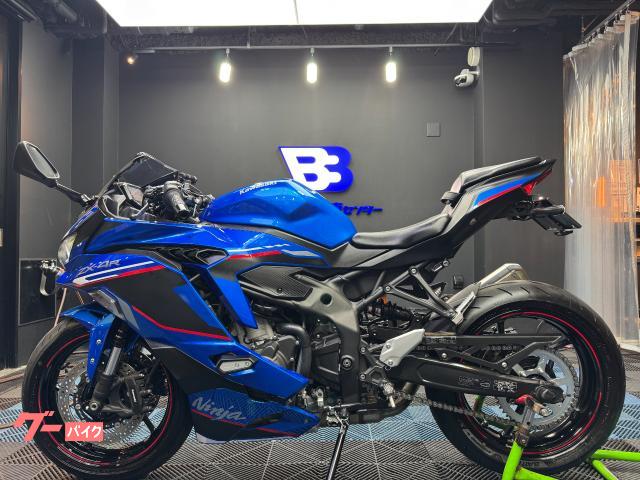 中古 新品卸販売　卸売可専用ページ カワサキ Ninja ZX－25R SE 取扱説明書付き 3年