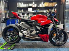 ＤＵＣＡＴＩ　ストリートファイターＶ２　前後ブレンボキャリパー