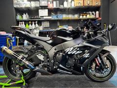 カワサキ　Ｎｉｎｊａ　ＺＸ−１０ＲＲ　ＢＥＥＴマフラー　前後ドライブレコーダー　ＥＴＣ　フェンダーレス　マルチバー　２４カ月点検付き
