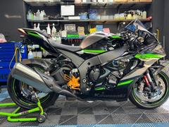 カワサキ　Ｎｉｎｊａ　ＺＸ−１０Ｒ　バックステップ　ハンドル　ミラー　ウィンカー、ドラレコ、ＥＴＣ、フェンダーレス