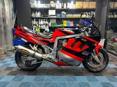 スズキ　ＧＳＸ−Ｒ１１００　ＥＴＣ　マフラー　バックステップ