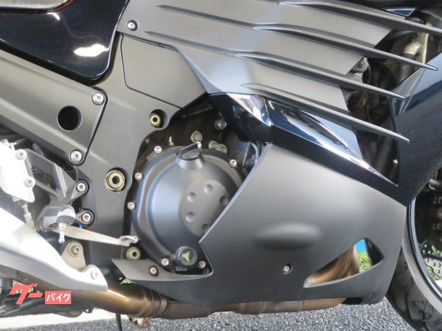 カワサキ Ninja ZX－14R S0102 東南アジアモデル 倒立