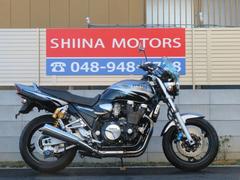 ヤマハ　ＸＪＲ１３００　Ｂ０１９６　ＲＰ０３Ｊ　リアサスオーリンズ　メーターバイザー　前後ブラックホイール