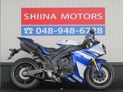 ヤマハ　ＹＺＦ−Ｒ１　Ｂ０３２９　ＲＮ２４Ｊ　倒立フロントフォーク　前後ブラックホイール　クリアウインカー　イモビライザー　ＥＴＣ