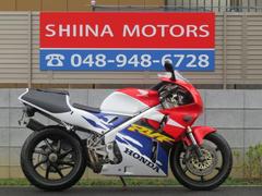 ホンダ　ＲＶＦ４００　Ｂ０３９３　ヤマモトレーシングカーボンマフラー　前後ブラックホイール　メッシュホース　フェンダーレス