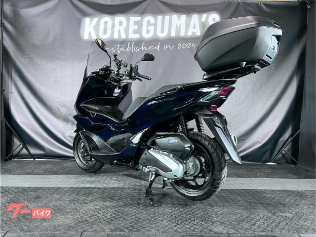 乗って帰れます。フォルツァ　自賠責2年　ロングスクリーン　リアキャリア　グリップヒーター ホンダ PCX 2025年モデル ロングスクリーン・リアキャリア装備