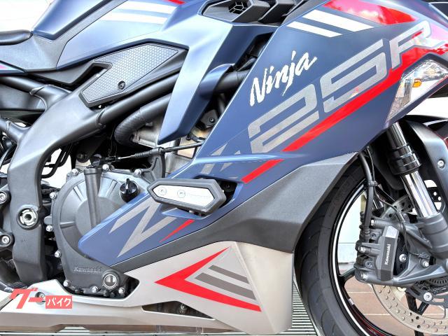 カワサキ Ninja ZX－25R SE クイックシフター 取説 記録簿