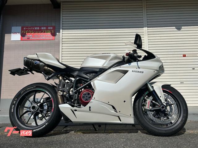 １１９８　アクラポビッチマフラー　ＥＴＣ　フェンダーレス　バックステップ