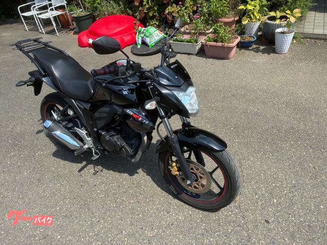 ＧＩＸＸＥＲ　１５０　リアキャリアステー　ＵＳＢ付き