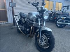 ヤマハ　ＸＪＲ１２００　ストライカーマフラー　社外リアサス　キャブ