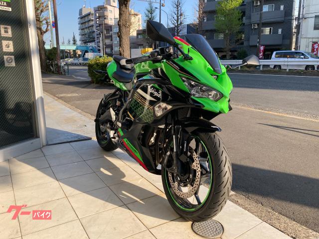 KAWASAKI Ninja ZX-25R メタリックスパークブラック (ミニカー
