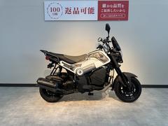 ホンダ　ＮＡＶＩ１１０　インナーボックス　リアキャリア　スクリーン　ヘルメットホルダー装備