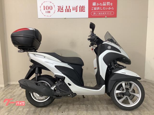 ヤマハ トリシティ125 SE82J型 リアボックス・USB2ポート
