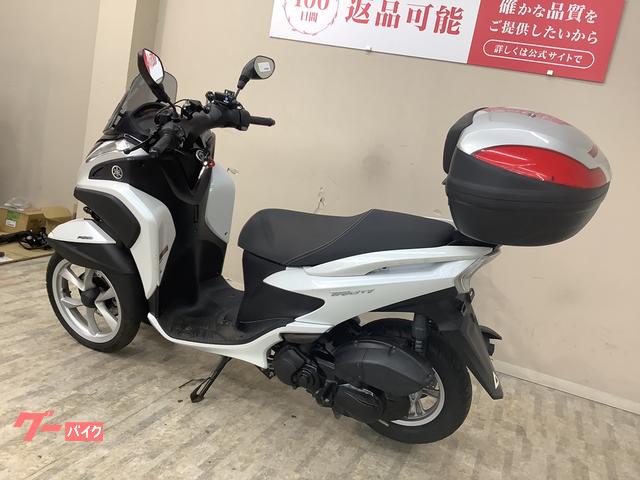 ヤマハ トリシティ125 SE82J型 リアボックス・USB2ポート