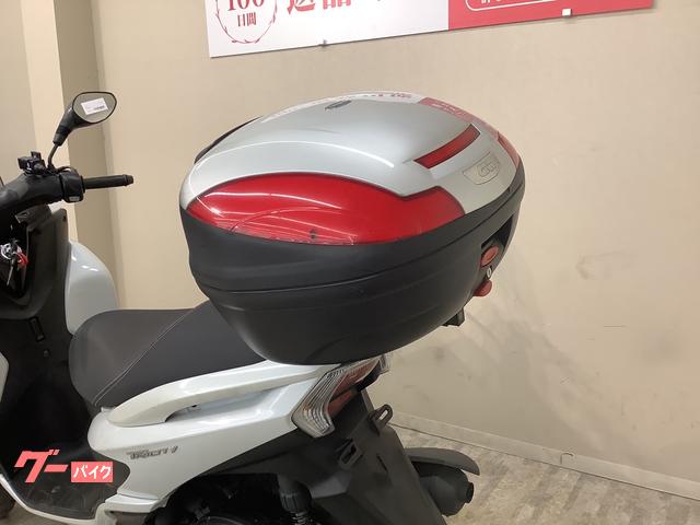 ヤマハ トリシティ125 SE82J型 リアボックス・USB2ポート