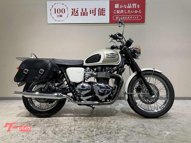 【新品 未使用】トライアンフ 水冷ボンネビルT100・T120 リアキャリア トライアンフ ボンネビル(Bonneville) T100&T120|リアキャリア ラック