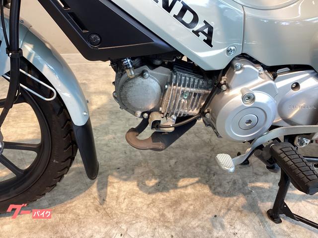 ホンダ クロスカブ110 2022年モデル リアボックス装備|バイク ホンダ クロスカブ110 2022年モデル リアボックス装備|バイク
