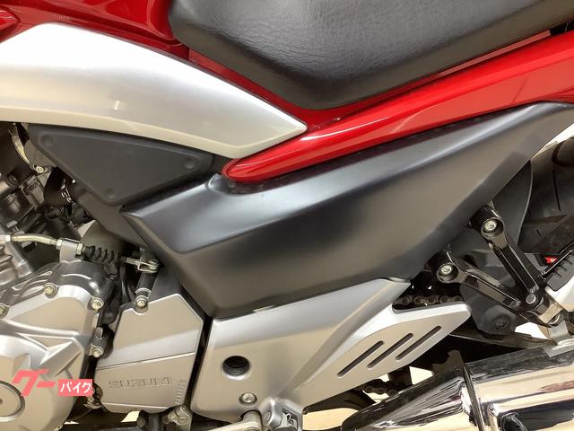 スズキ GSR250 2012年モデル・ロングスクリーン装備車両 スズキ GSR250 2012年モデル・ロングスクリーン装備車両