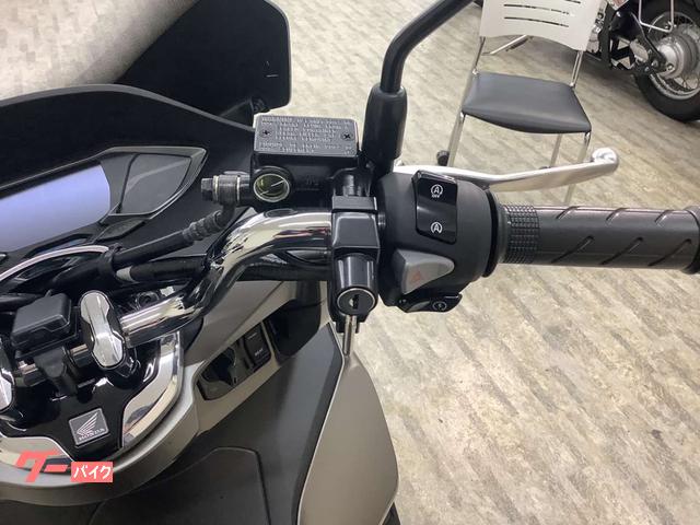 ホンダ PCX160 2023年モデル KF47型 ロングスクリーン