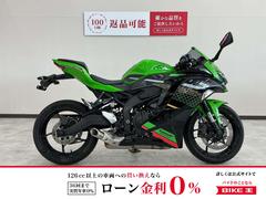 カワサキ　Ｎｉｎｊａ　ＺＸ−２５Ｒ　ＳＥ　タンクパッド装備