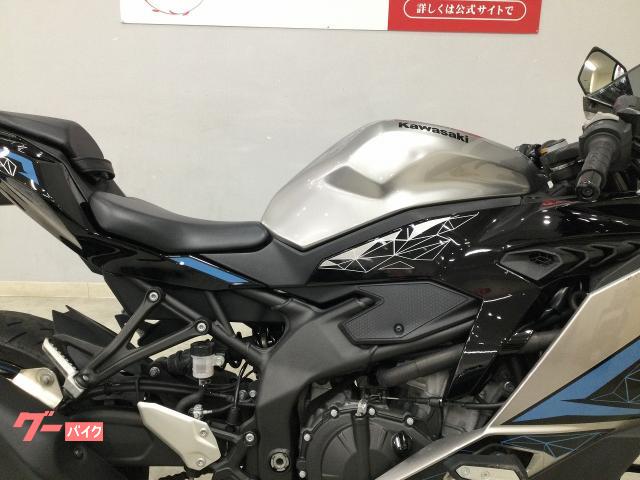 カワサキ Ninja ZX－25R SE 2024年式モデル エンジン