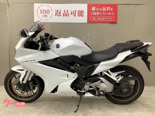 ホンダ VFR800F 2017年モデル ヘルメットホルダー