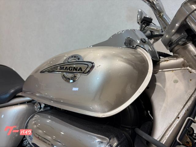 ホンダ V－TWIN MAGNA フルノーマル 1996年モデル｜カー
