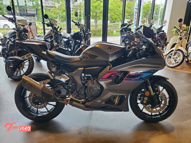 ＹＺＦ−Ｒ７
