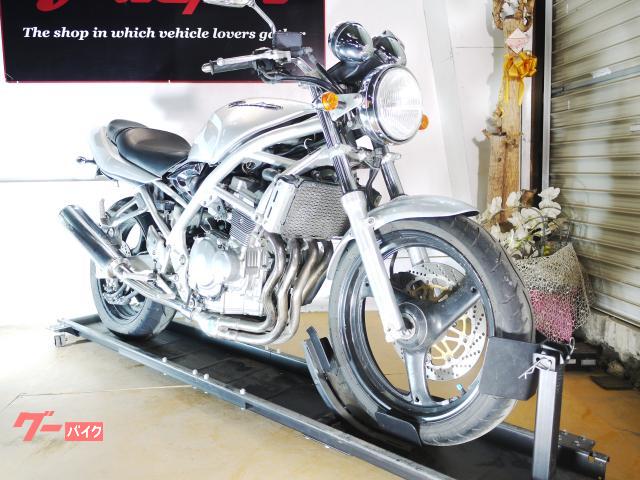 Ｂａｎｄｉｔ２５０　ＧＪ７７Ａ　水冷４気筒　コンチネンタルハンドル　リヤフェンレス　キャブレターモデル　オリジナルコンディション